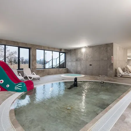 Apartment Luxurious No1 By The River By Renters Prestige