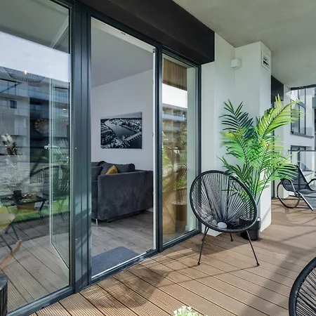 Luxurious No1 By The River By Renters Prestige * Dziwnów