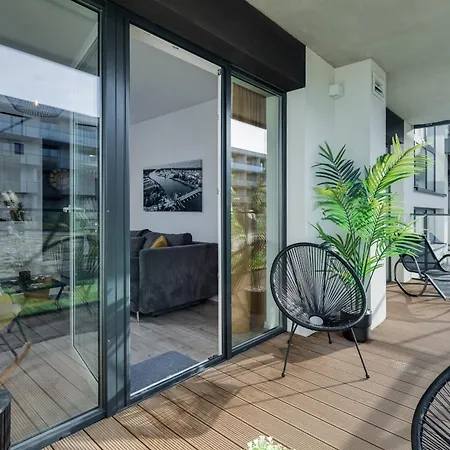 Luxurious No1 By The River By Renters Prestige * Dziwnow